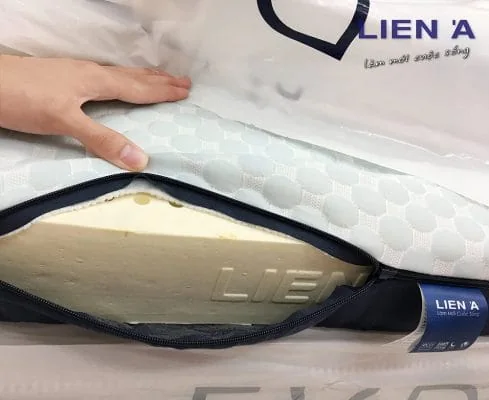 So sánh giữa đệm cao su Liên Á Ladome và Classic.